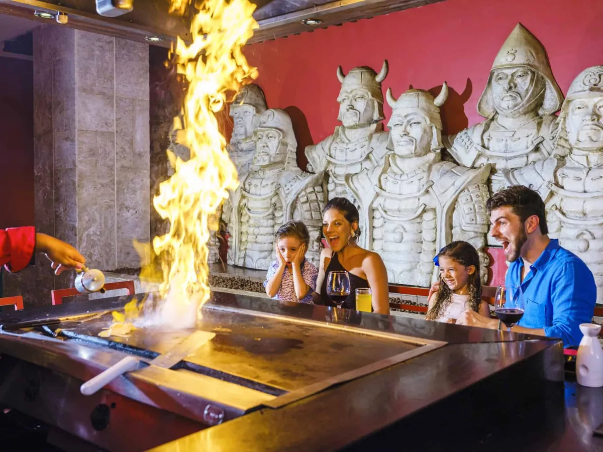 Restaurante japon&ecirc;s Sumptuori